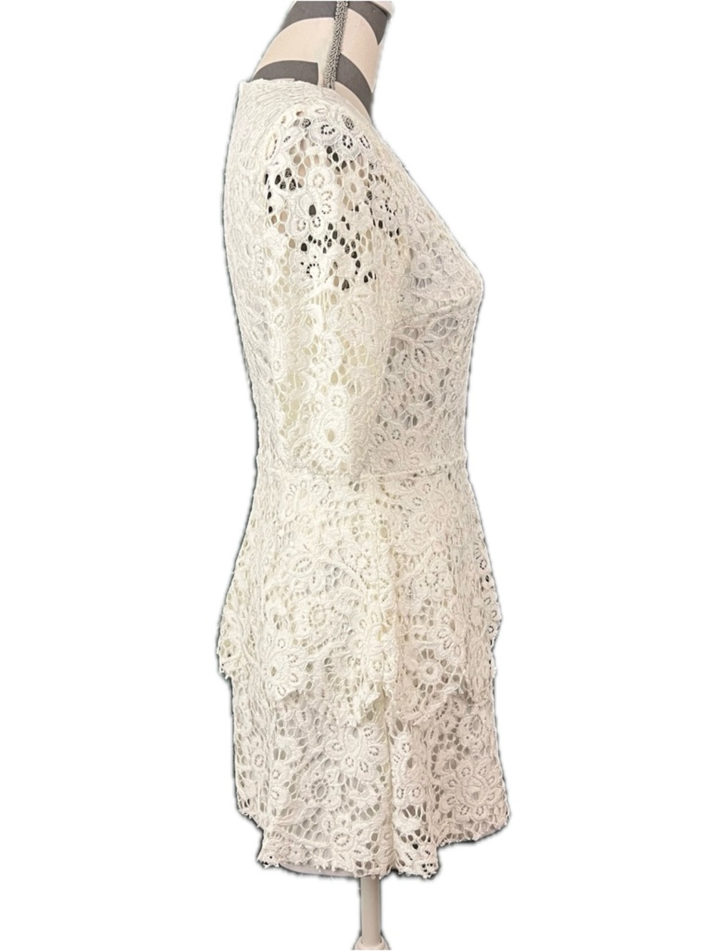 Missguided Lace Tiered Mini Dress – Size 6 - Picture 4 of 11